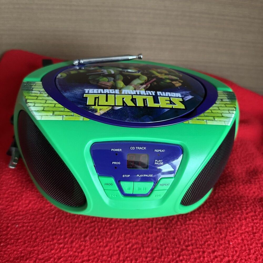 TMNT Boombox  AM/FM/CD Radio w/Cord 2013 Viacom Teenage Mutant Ninja Turtles